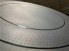 CNC-Sandstrahlen von Keramikbauteilen