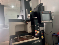 CNC-Sandstrahlen von Keramikbauteilen