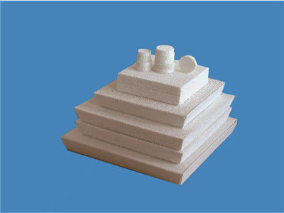99,6% strukturelle Keramik Al2O3 Alpha Alumina Small Shrinkage For
